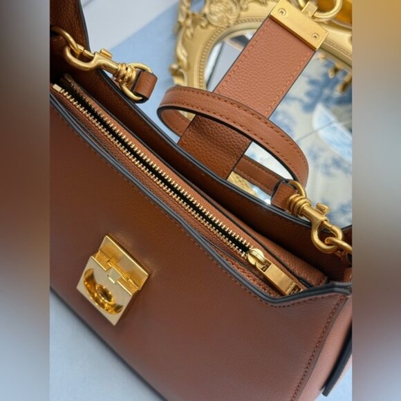 🆕 OROTON 🧿 NWOT Yvonne Baguette Shoulder Bag, Tan - Picture 12 of 14